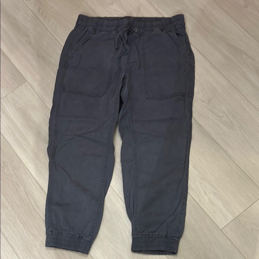 Zara women’s twill casual pants
